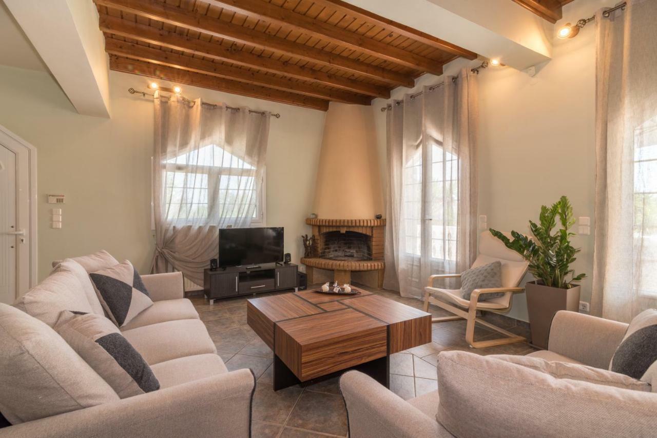 Holiday home Ismini